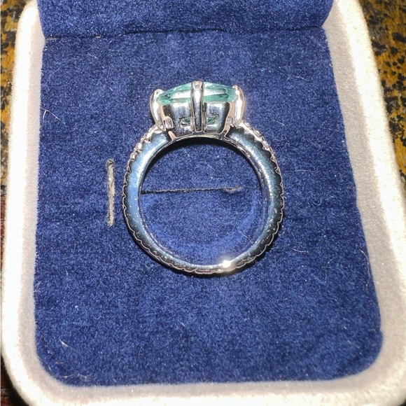 Lia Sophia Ring - Picture 2 of 4